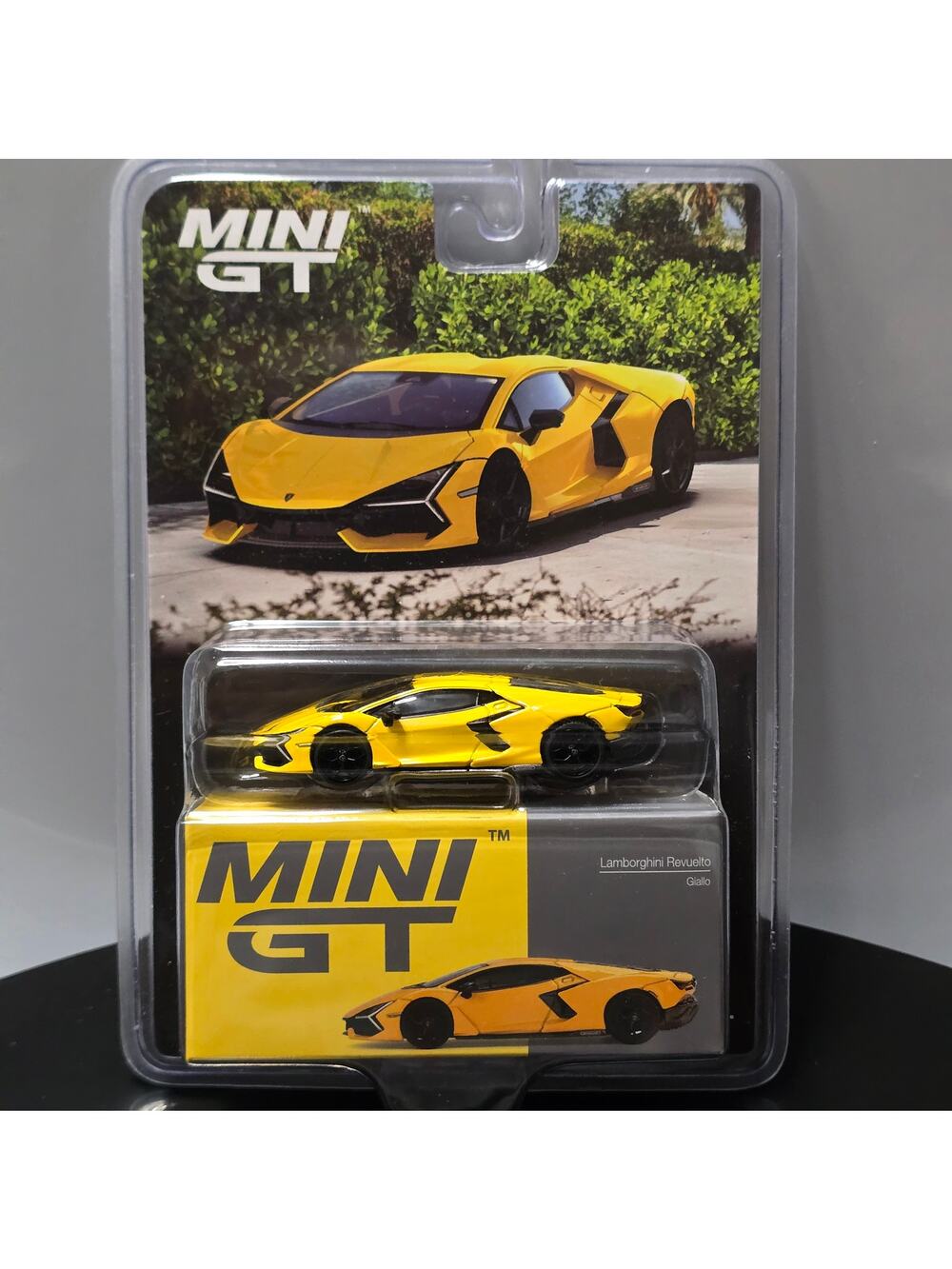 Lamborghini Revuelto Giallo Yellow Mini GT #886 1:64